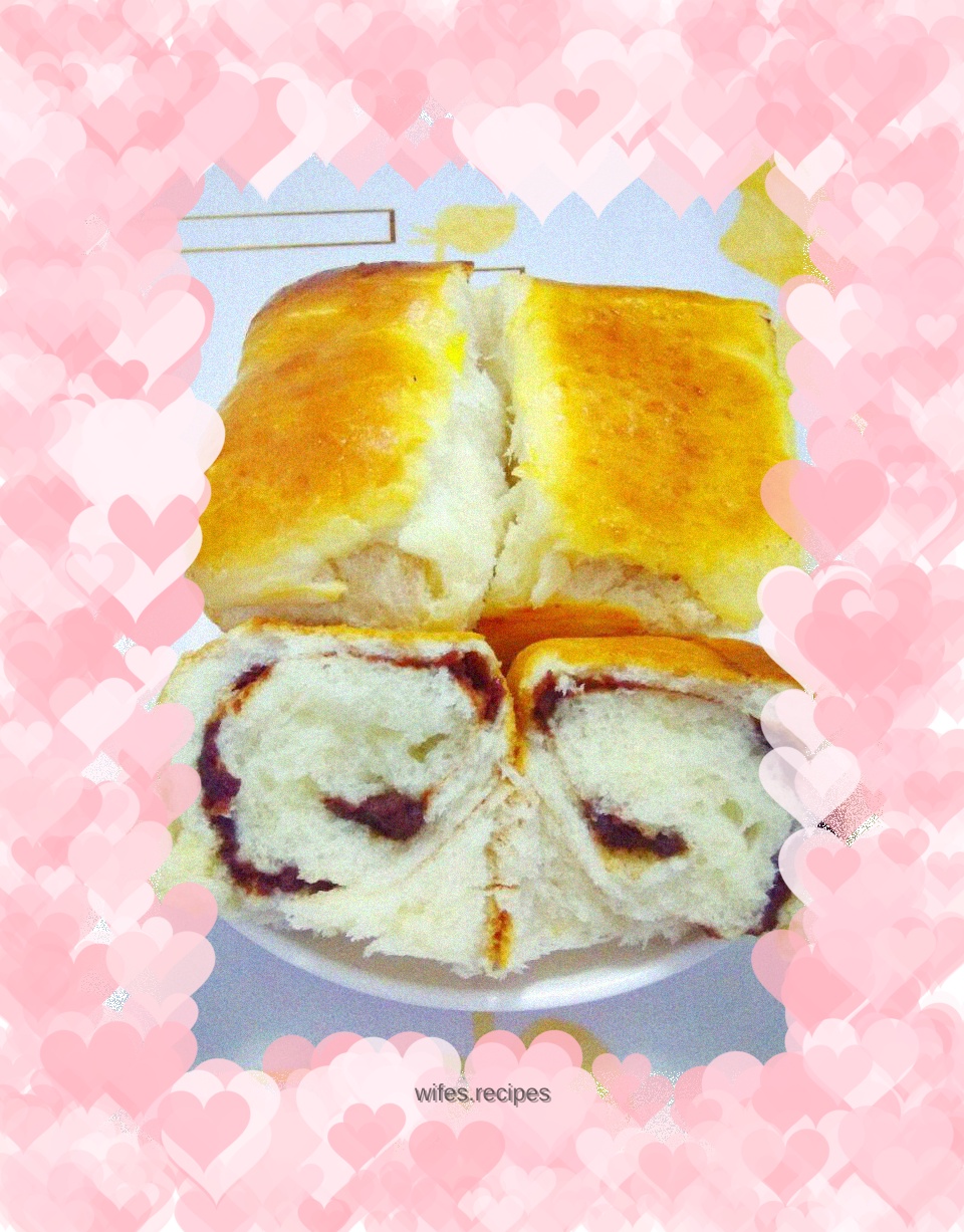Red bean paste toast