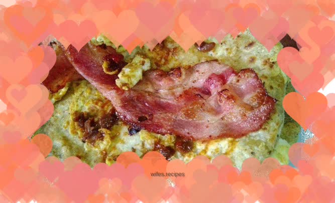 Bacon and egg stuffed pancake