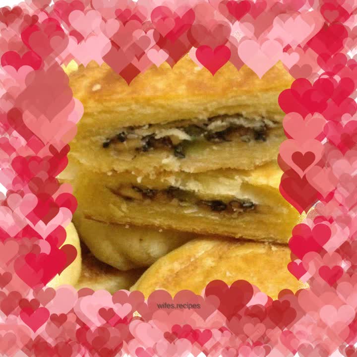 Mooncakes made with electric baking pan