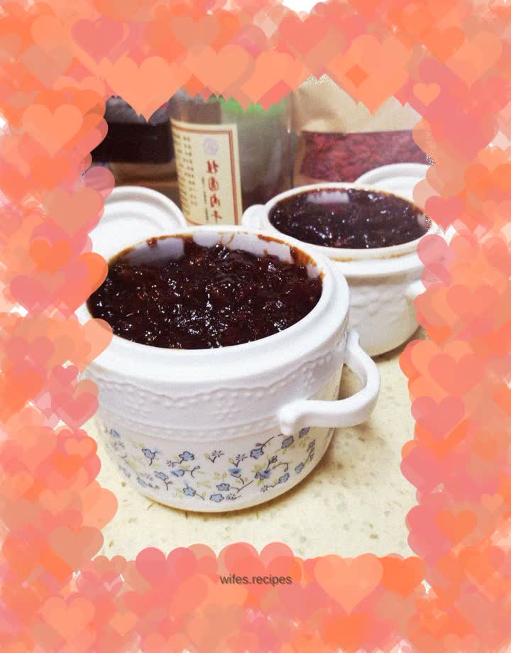 Wolfberry, longan, brown sugar, ginger and jujube paste