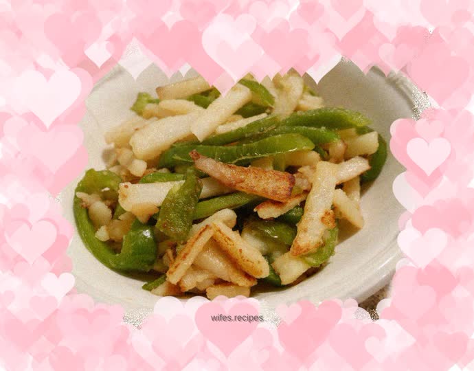 Home-style fried potatoes and green peppers