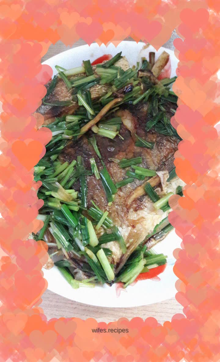 Braised fish with onion and ginger