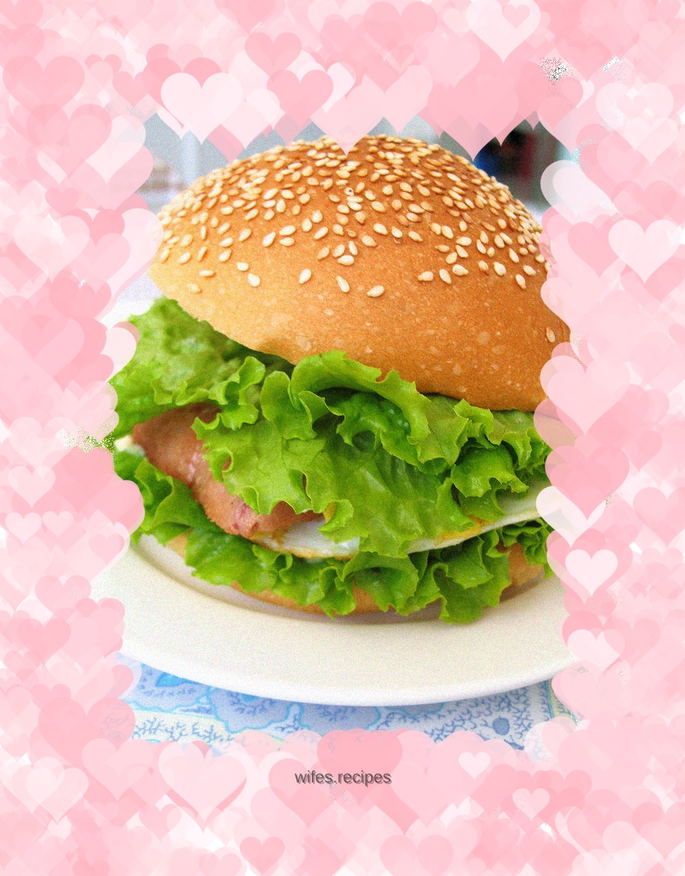 Luncheon meat and egg burger