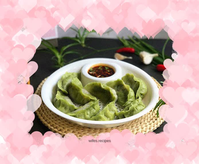 Chives, egg vermicelli and two-color dumplings