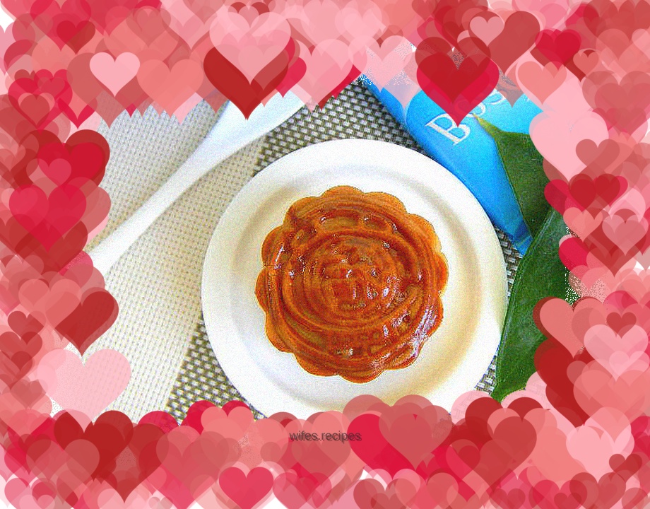 Coconut mung bean filling mooncake