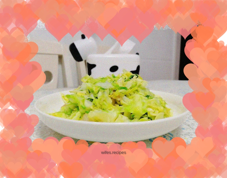 Stir-fried beef heart and cabbage with bacon