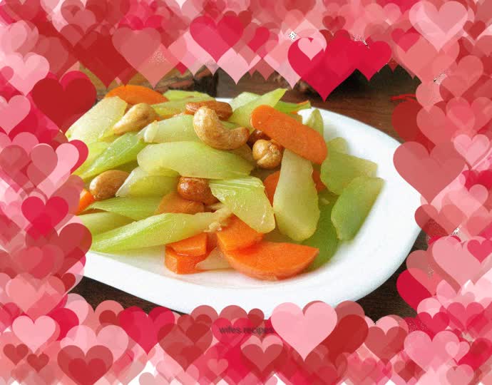 Stir-fried Lettuce with Cashew Nuts