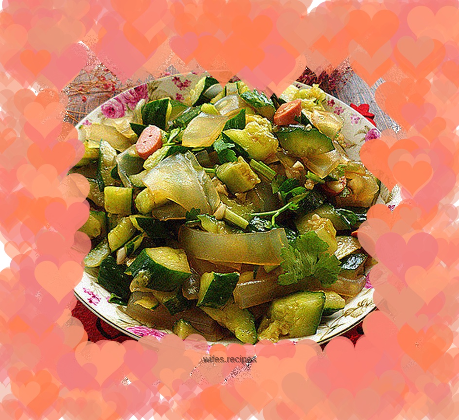 Cucumber mixed with vermicelli