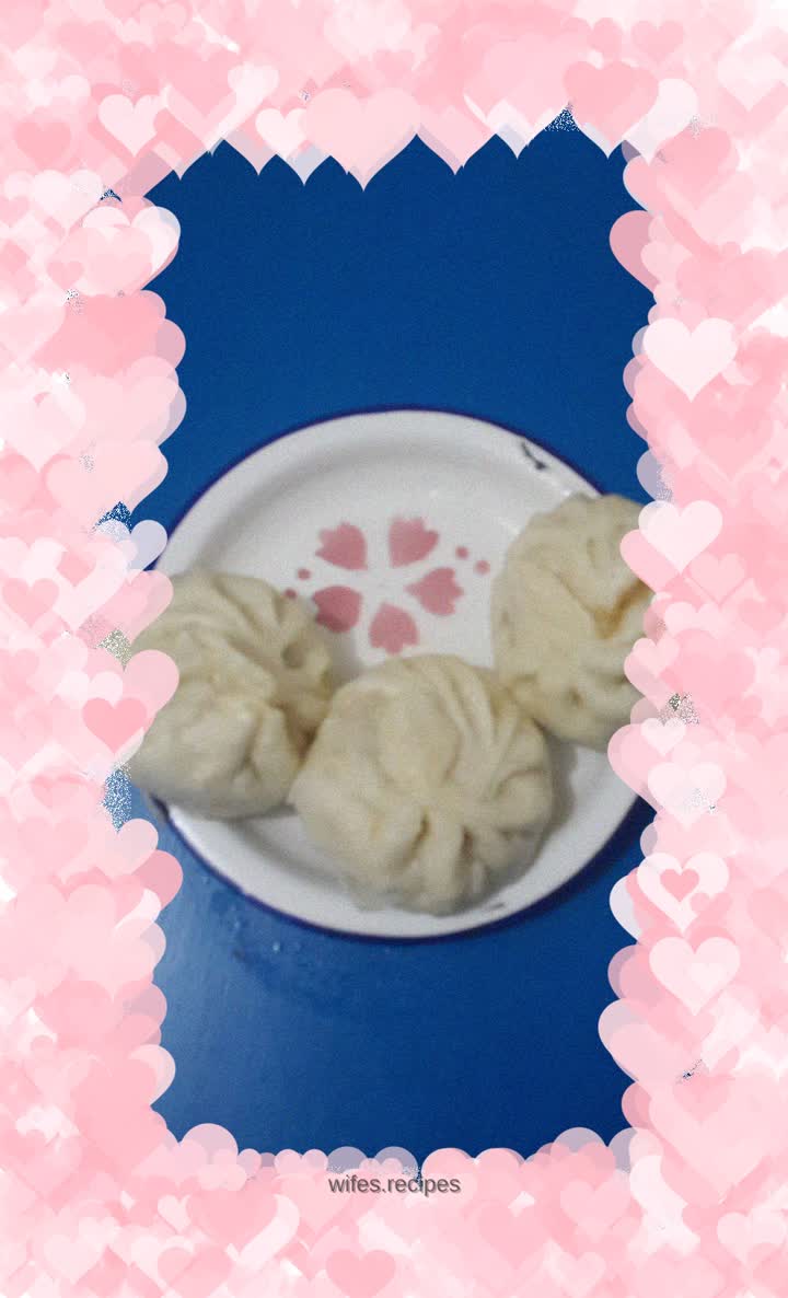 Fragrant meat buns