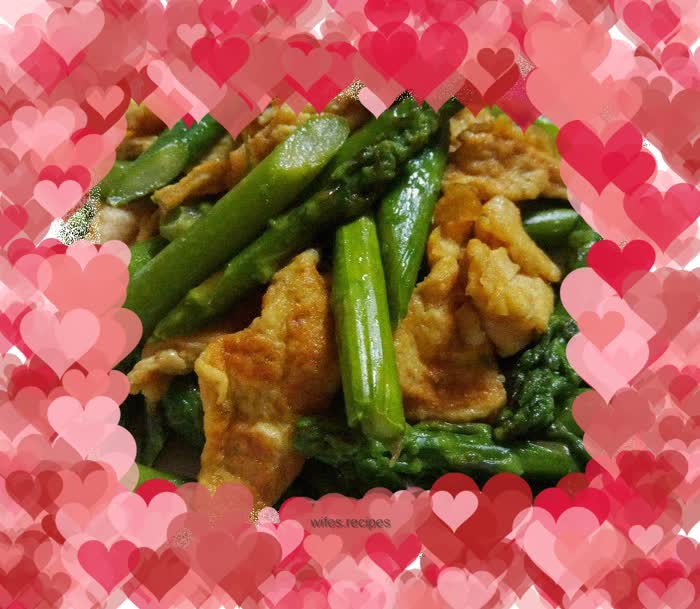 Asparagus Scrambled Eggs