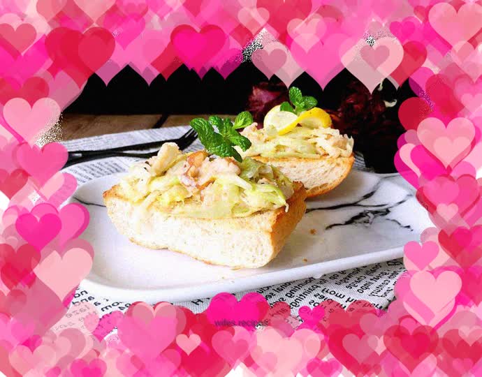 【Western】Whole wheat bread with crab meat and lettuce salad
