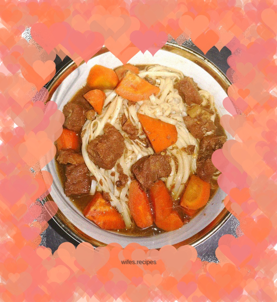 Braised beef noodles