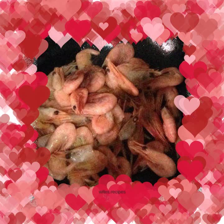 Arctic shrimp in tomato sauce