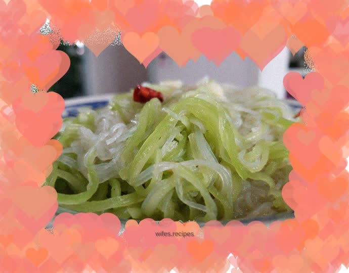 Lettuce mixed with vermicelli