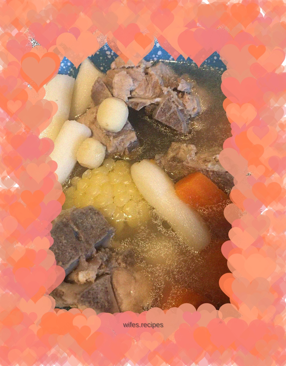 Seasonal vegetable spine soup