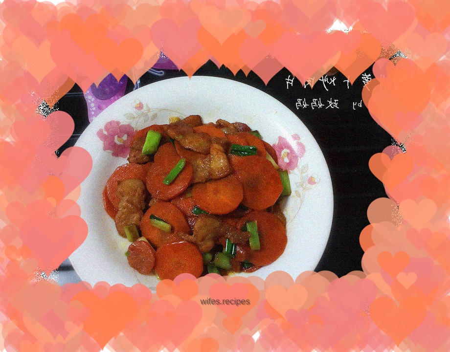 Stir-fried pork slices with carrots