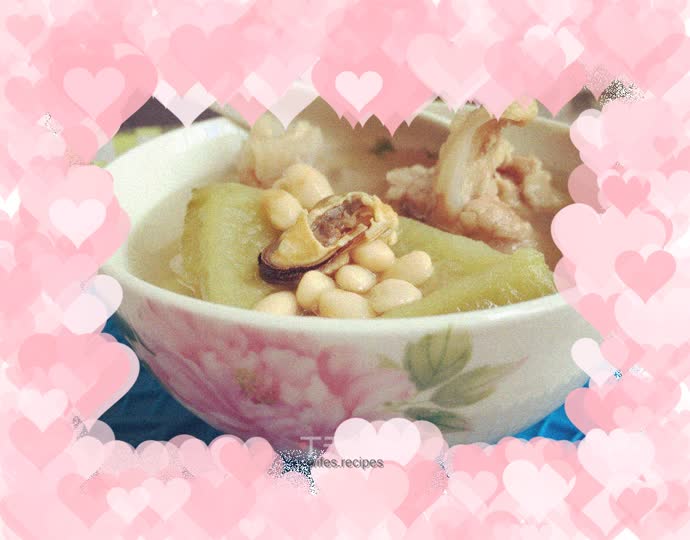 Bitter Melon Soybean Bone Soup