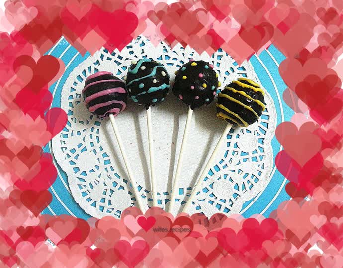 Spherical lollipop cake