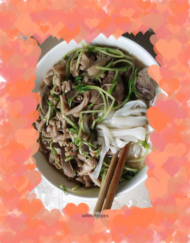 Duck rice noodles