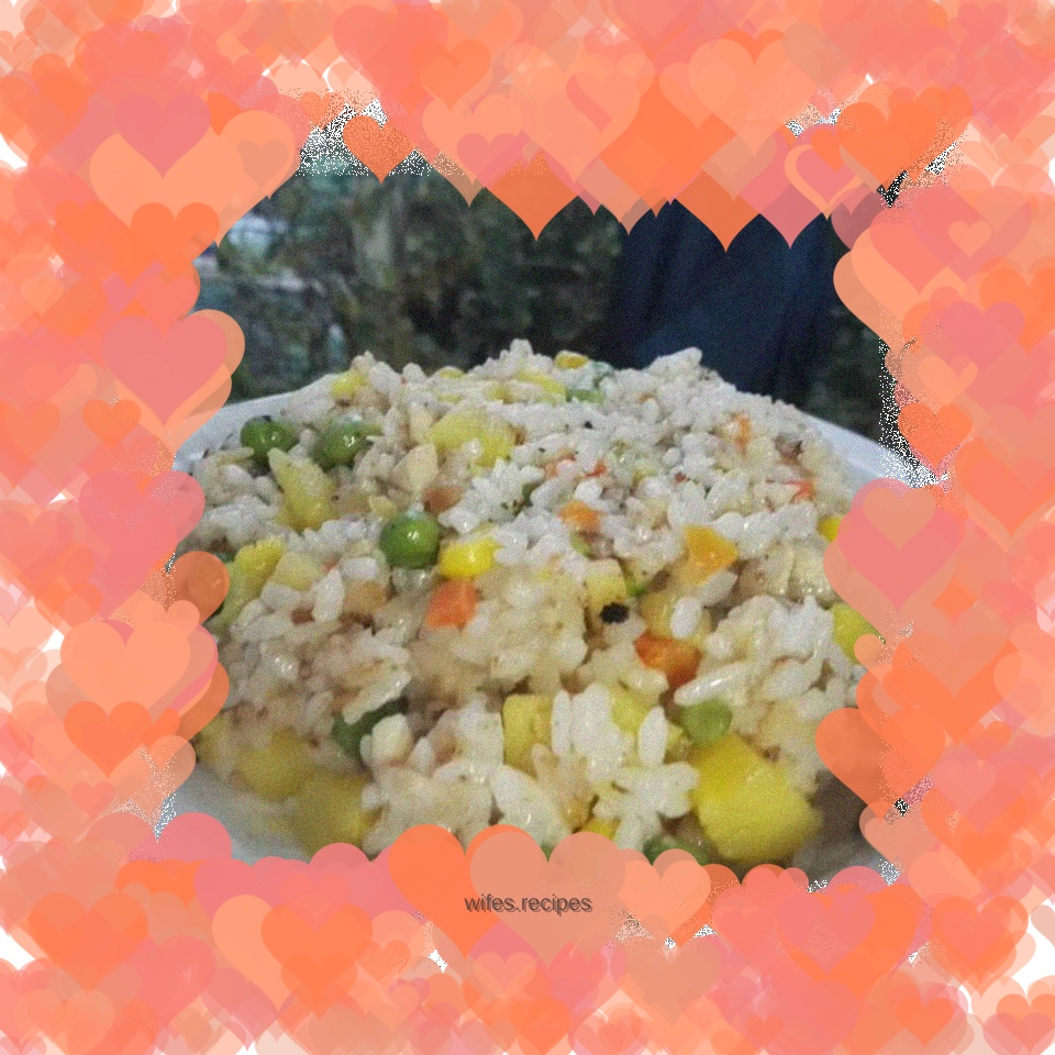 Huahua Fried Rice - Fried rice with pineapple