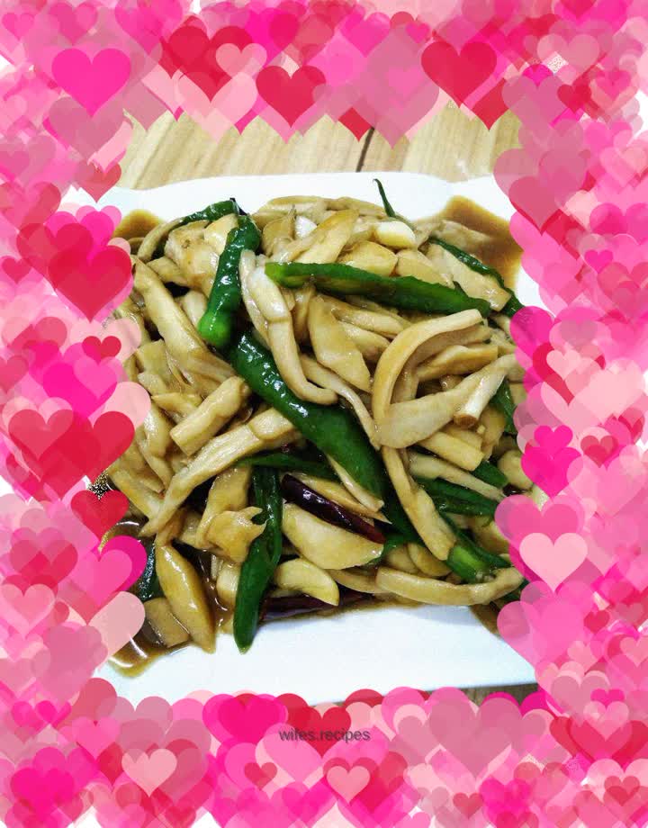 Shredded king oyster mushrooms