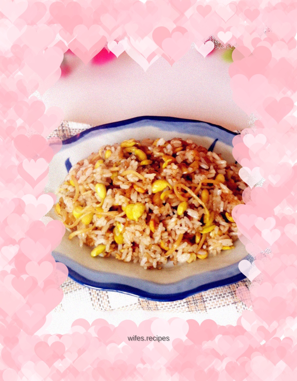 Soybean sprouts fried rice