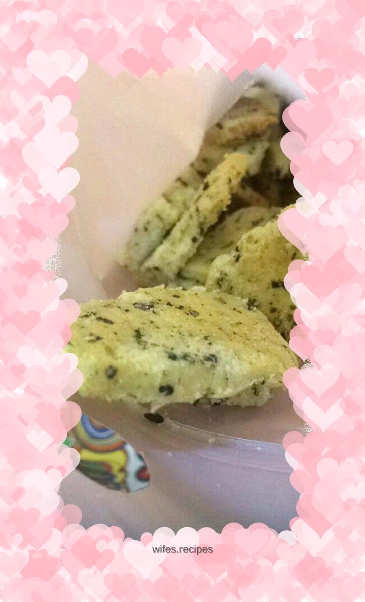 Salted seaweed biscuits