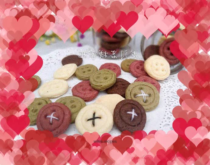 Colorful button cookies