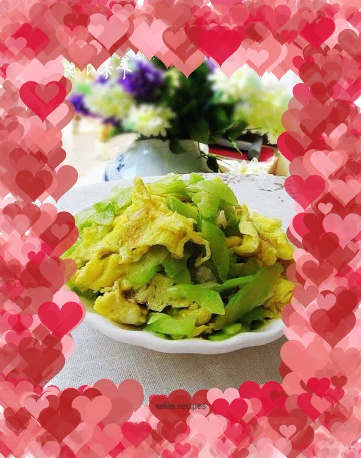 Cucumber scrambled eggs