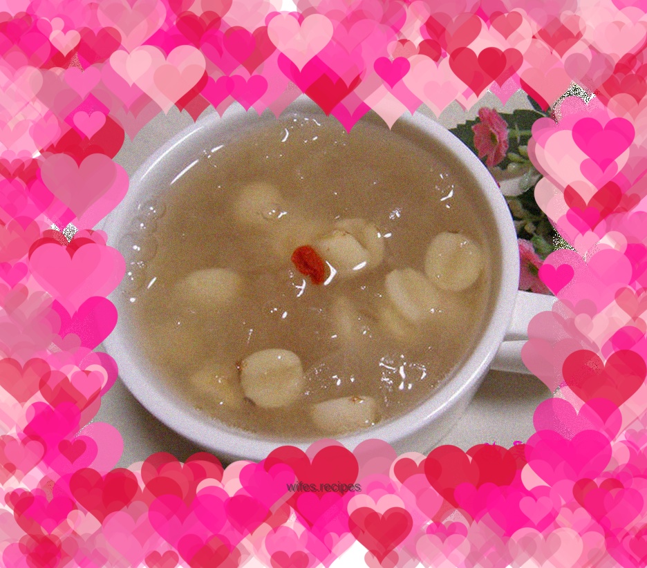 Tremella and Lotus Seed Soup