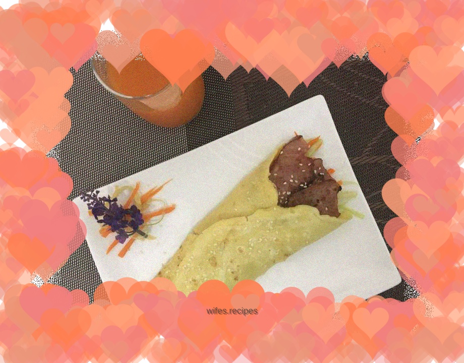 Refreshing Egg Pancake with Intestines