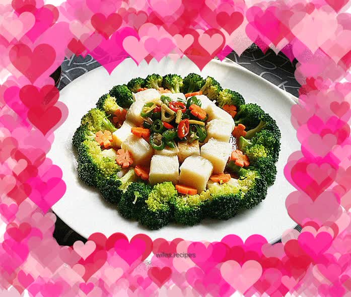 Broccoli mixed with frozen milk cheese