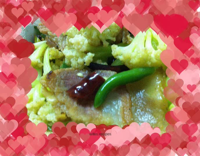 Stir-fried cauliflower with bacon