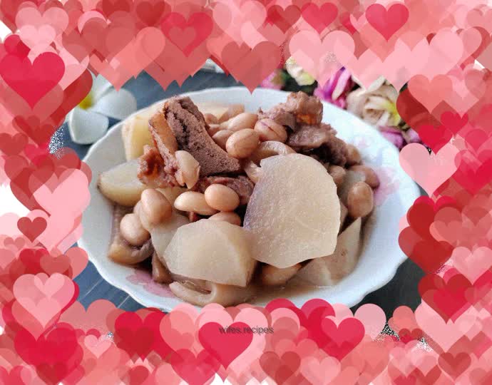 Roasted radish with pork skin and peanuts