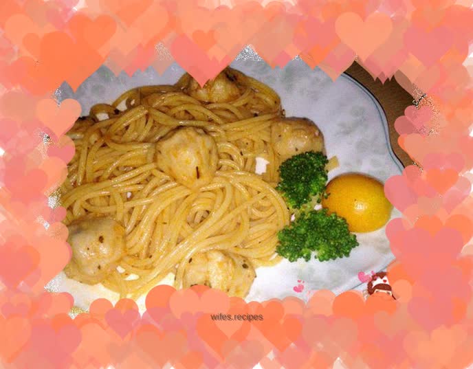 Stir-fried pasta with tomato sauce and cuttlefish balls