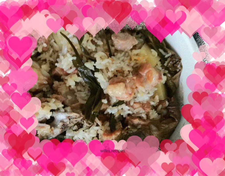 Steamed Pork Ribs with Lotus Leaf Glutinous Rice