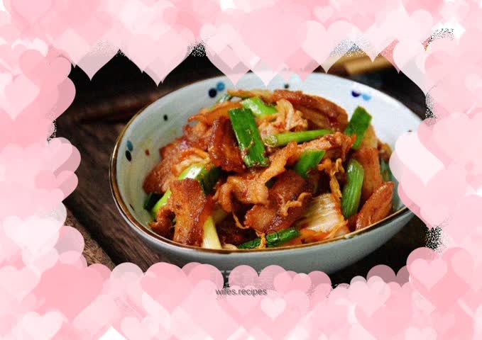 Stir-fried pork belly with spicy cabbage