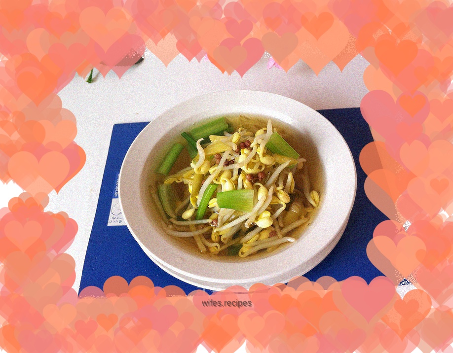 Mustard mustard and bean sprout soup
