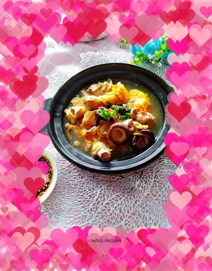 Healthy local chicken nourishing soup pot