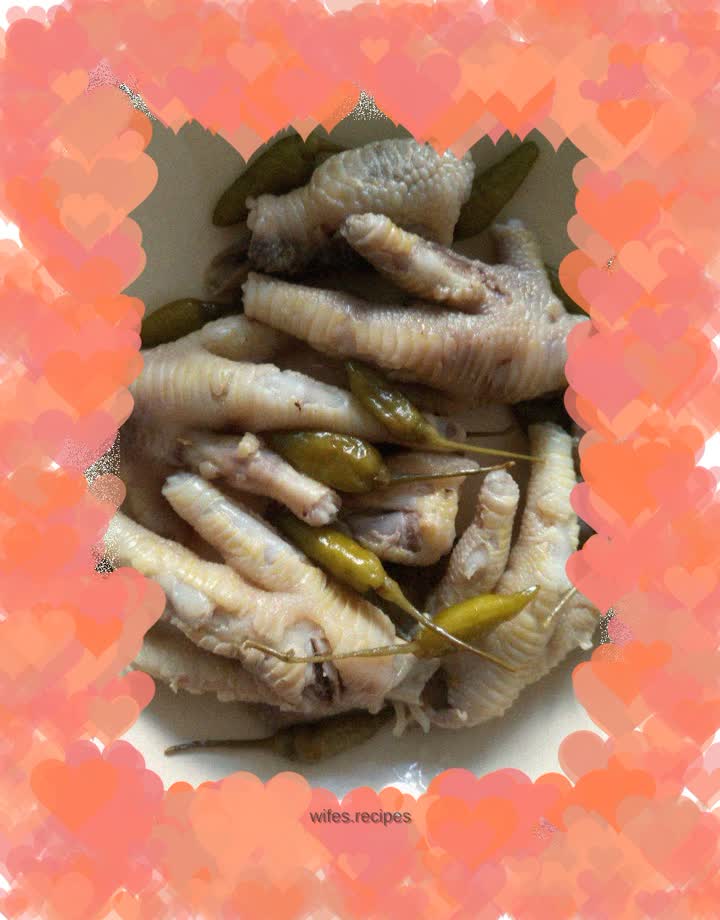Homemade Northeast Pickled Pepper Chicken Feet