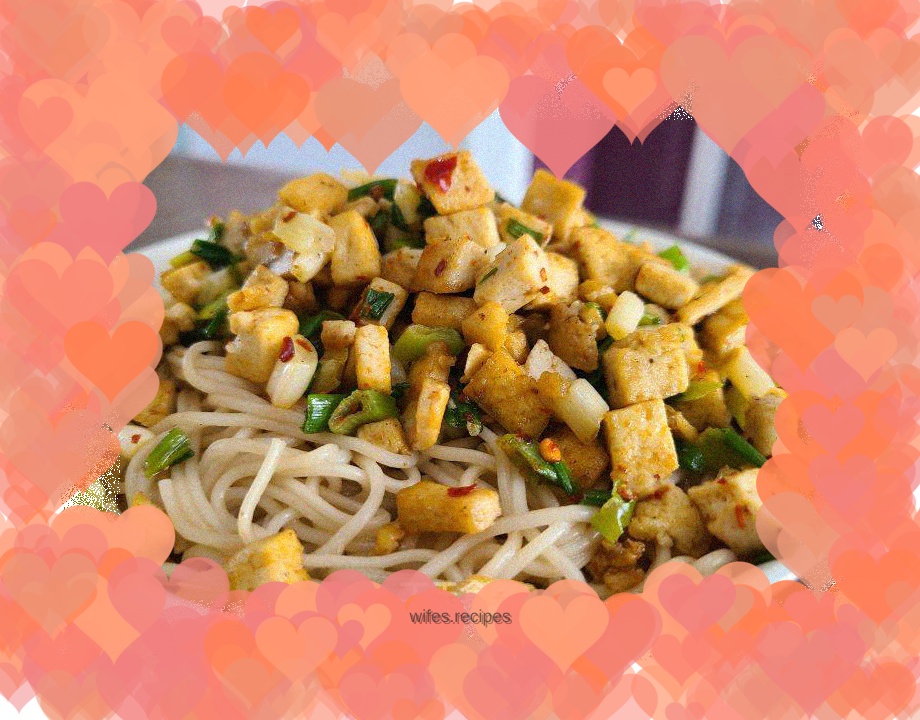 Tofu and Chives Noodles