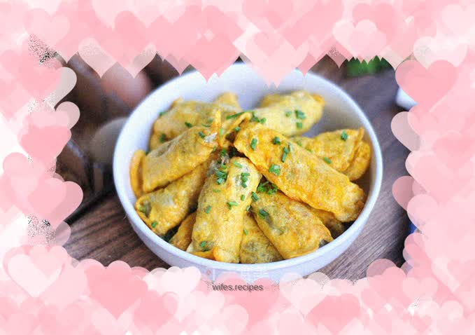 Colorful vegetable and egg dumplings