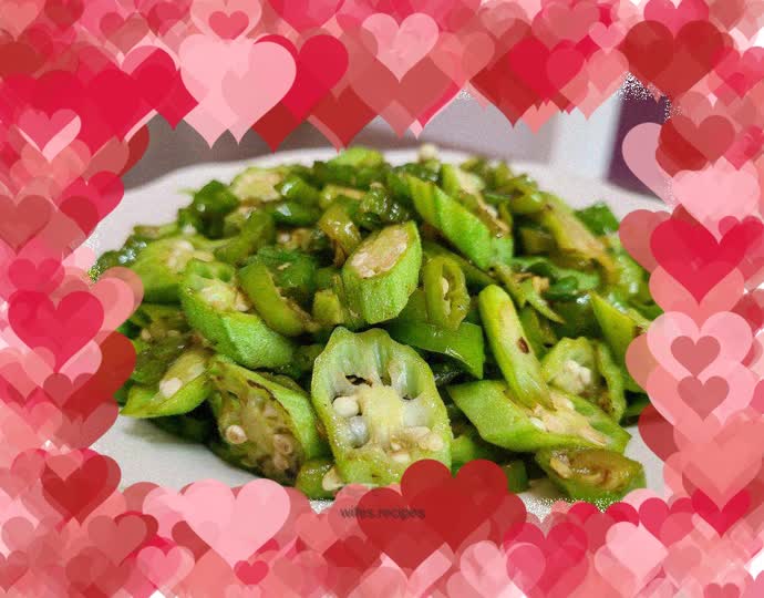 Stir-fried okra with pepper