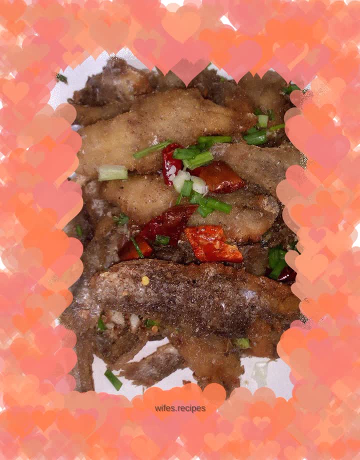 Salt and pepper small yellow croaker