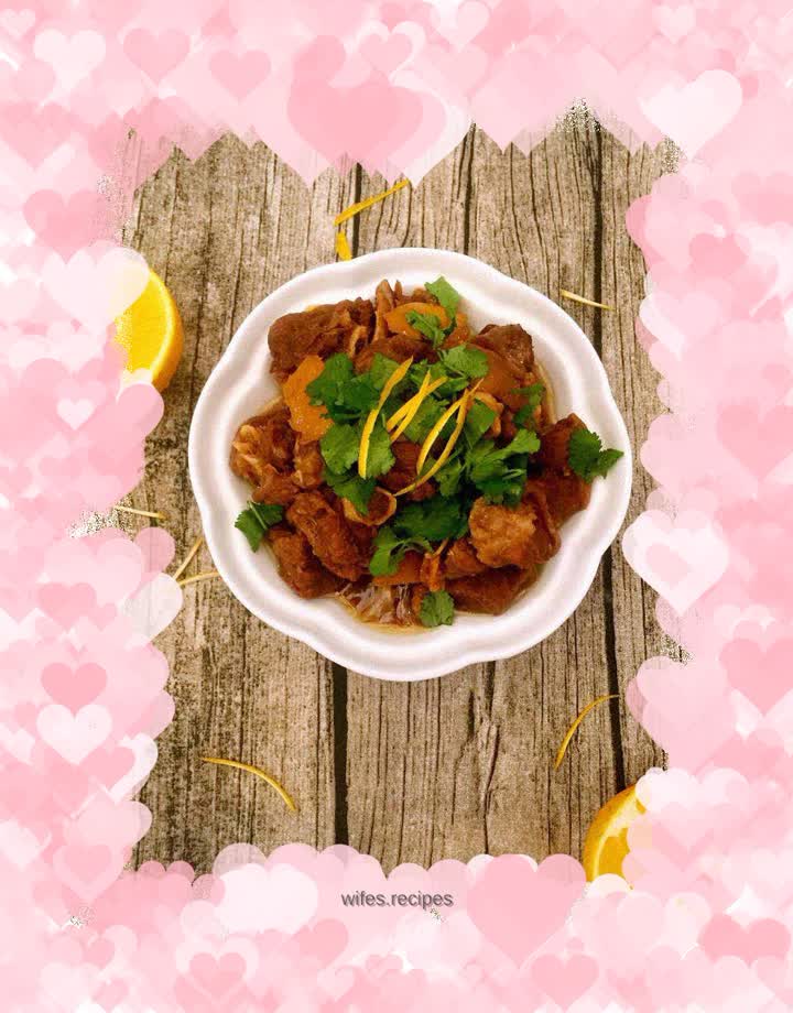 Fresh orange-red braised mutton