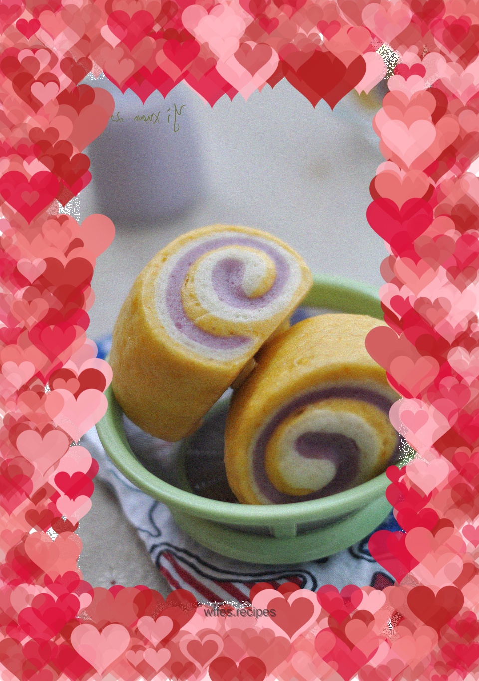 Three-color steamed bun roll