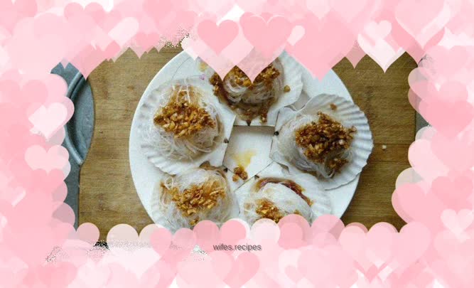 Steamed scallops with garlic vermicelli