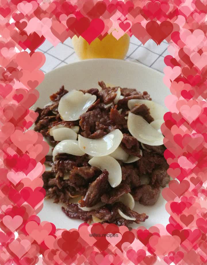 Stir-fried beef with fresh lilies