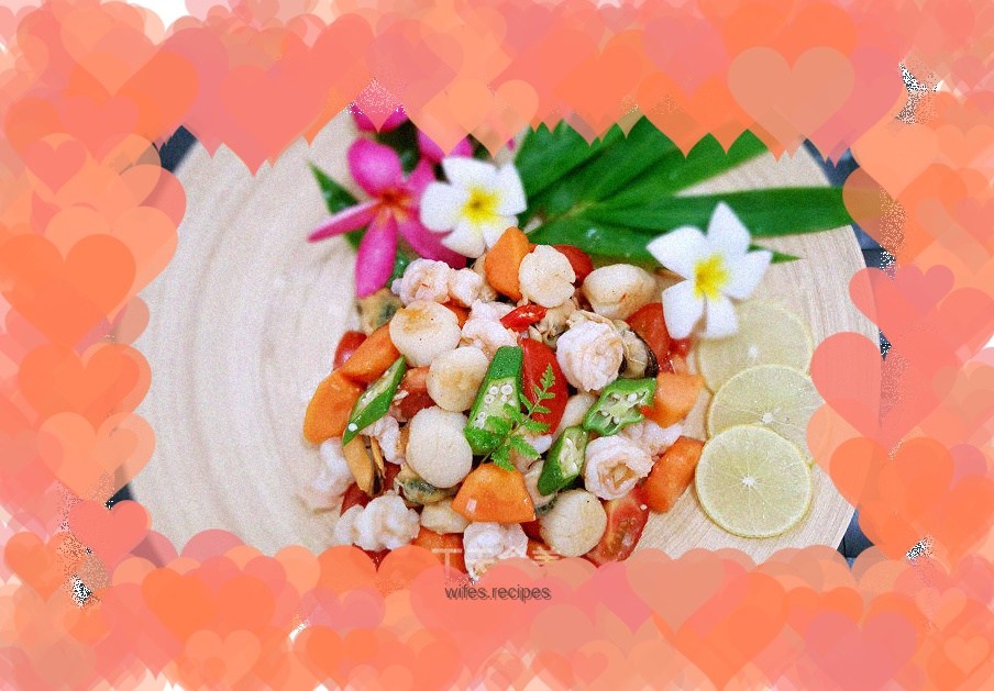 Southeast Asian Seafood Fruit Salad