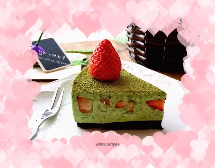 Matcha Strawberry Mousse Cake